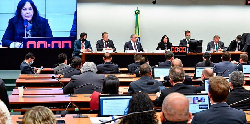 Aprovação de Orçamento 2022 com R$ 4,823 trilhões provoca indignação&nbsp;nacional