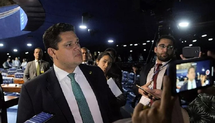 PGR abre investigação preliminar sobre suposta “rachadinha” de Davi&nbsp;Alcolumbre