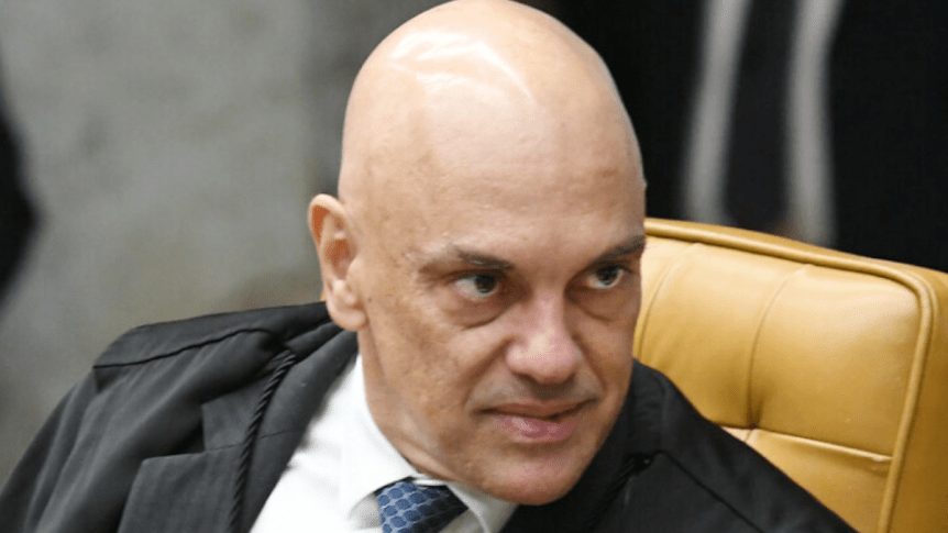 Alexandre de Moraes é acusado de usar TSE de forma ilegal para forjar provas contra&nbsp;bolsonaristas